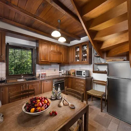 Palios Stathmos * Miliész